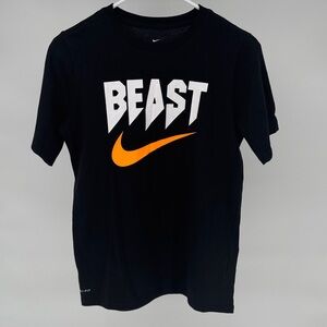 Nike The Nike Tee boys black short sleeve t-shirt BEAST logo size XL Dri-Fit